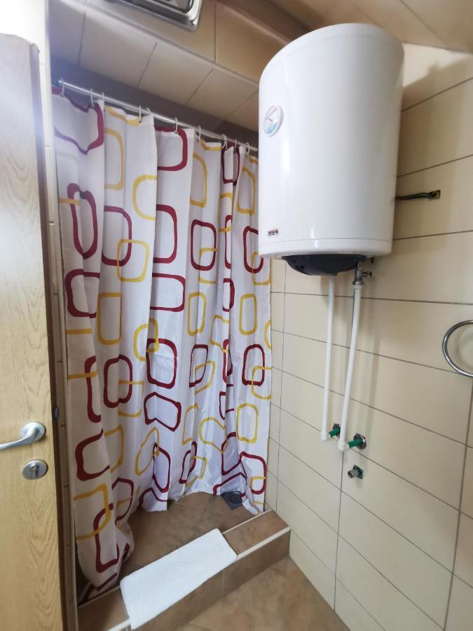 Motel Imperija Ub Extérieur photo